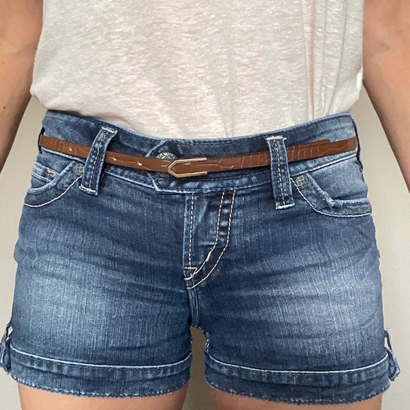 **Free with Purchase** Brown Belt Vegan Leather with Snake Skin Pattern - Picture 2 of 11